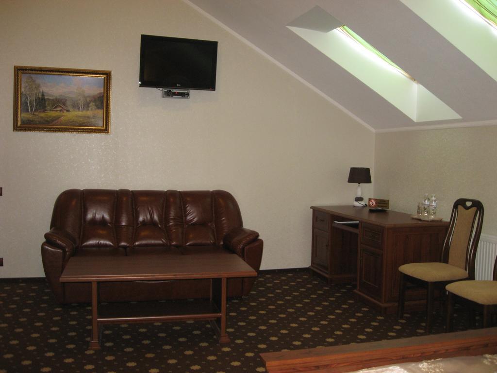 Shato Paradis Hotel Irpin Zimmer foto