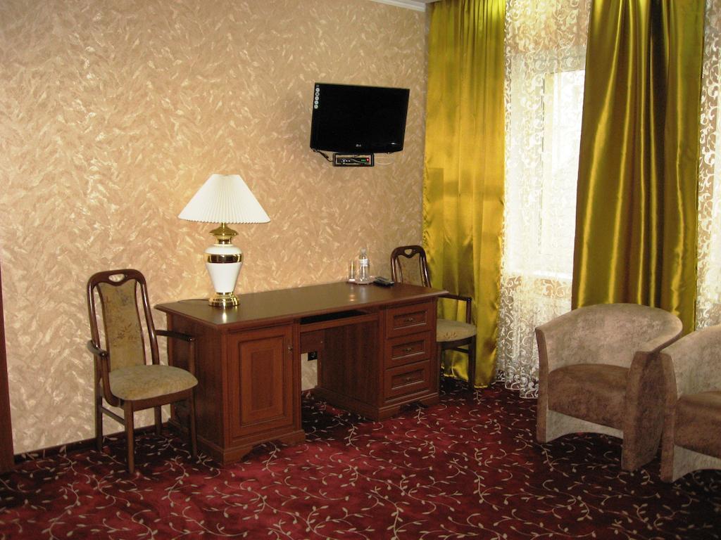 Shato Paradis Hotel Irpin Zimmer foto