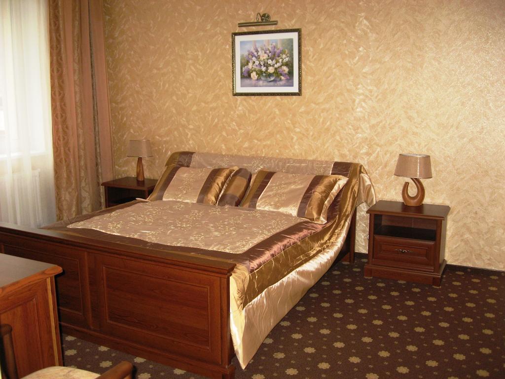 Shato Paradis Hotel Irpin Zimmer foto